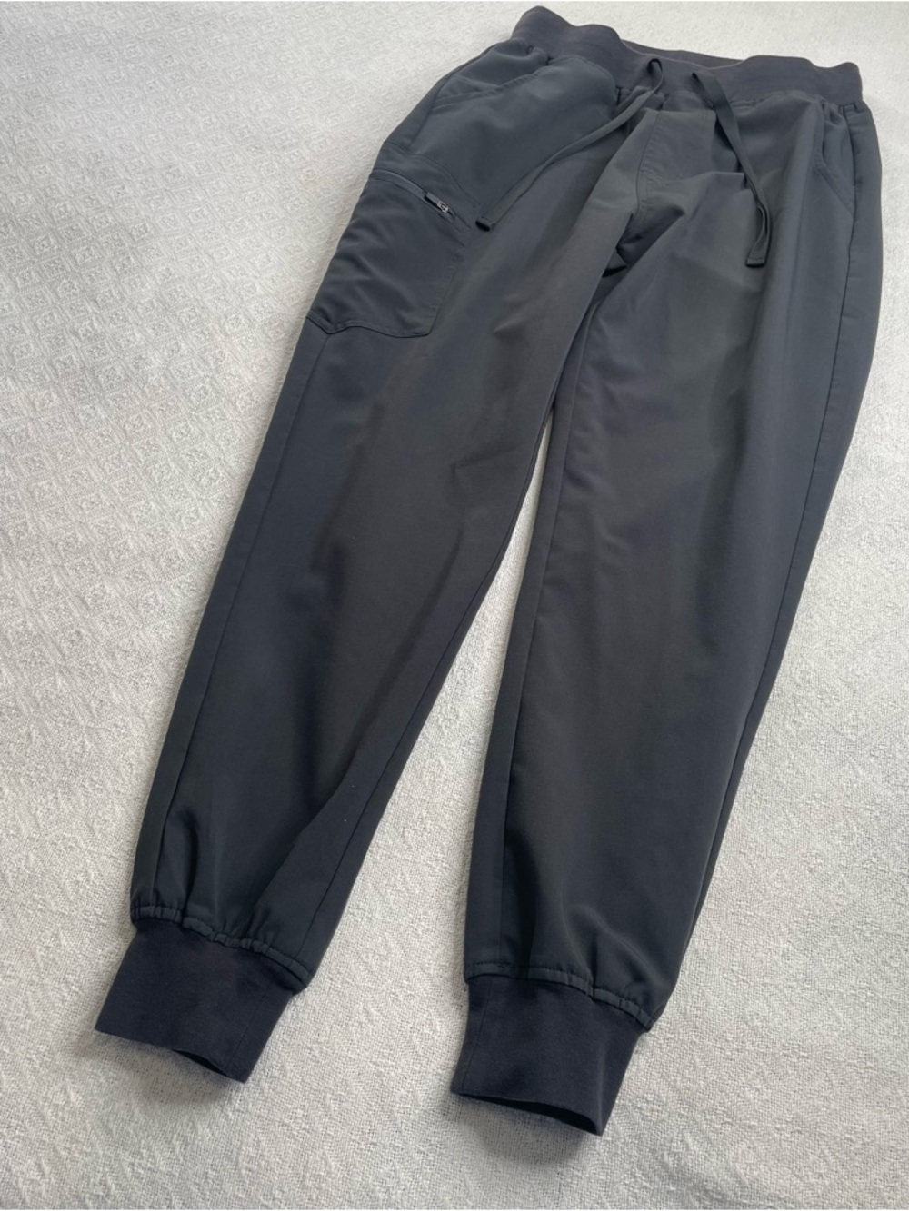 Vecardi  Women's Gray  Jogger Scrubs - Size Medium ~ Medical Staff
